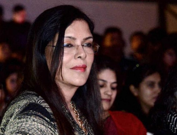 Why is 'Samundar mein naha ke' close to Zeenat Aman's heart