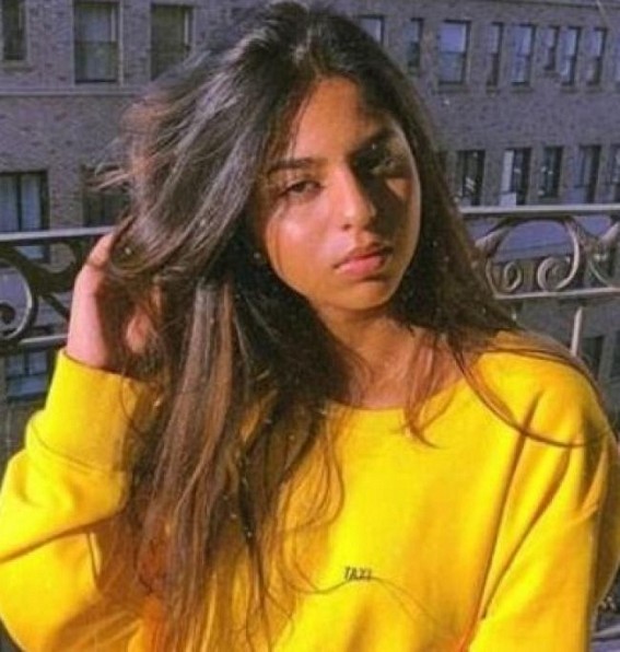 Suhana Khan rocks oversized sweatshirt