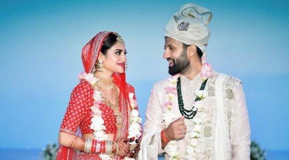 Trinamool MP Nusrat Jahan marries Kolkata businessman Nikhil Jain
