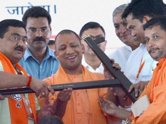 Yogi diktat: No gifts for government employees in UP