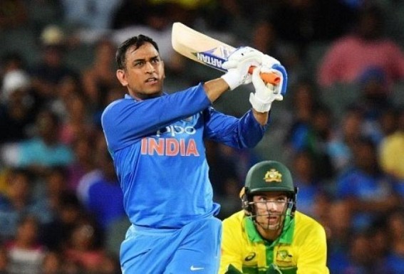 Kolkata fan dies after MS Dhoni gets out Kolkata fan dies after MS Dhoni gets out