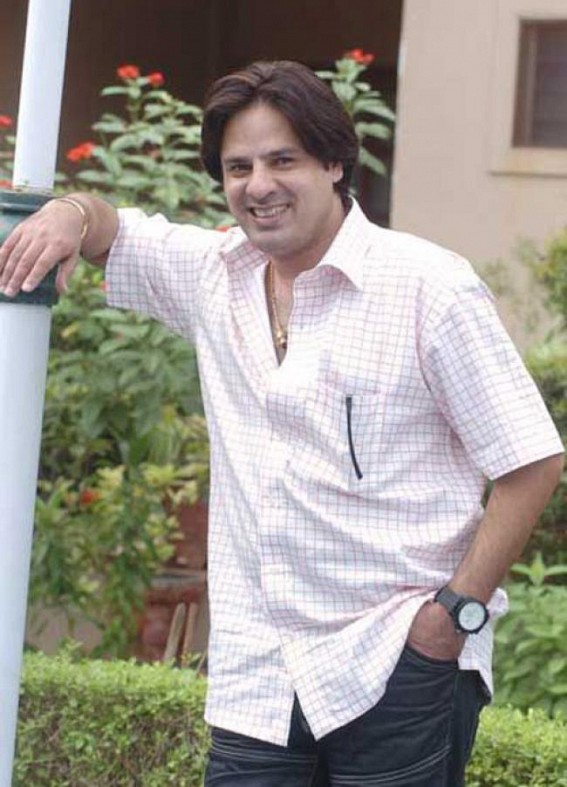 Rahul Roy returns to the sets with 'Agra'