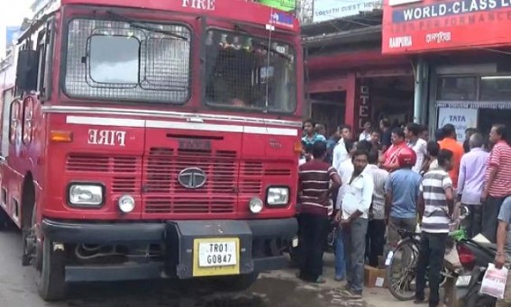 Sudden fire in Motorstand area erupts panic Sudden fire in Motorstand area erupts panic