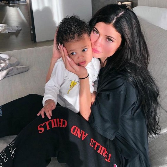 Stormi sings happy birthday for 'mommy' Kylie Stormi sings happy birthday for 'mommy' Kylie