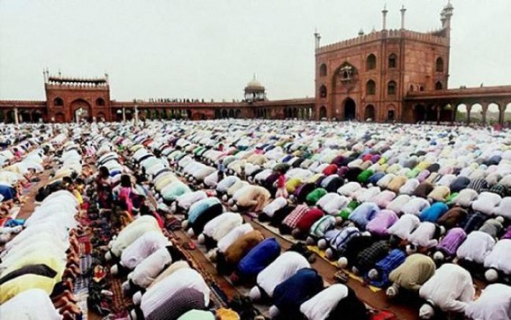 Eid, last Monday of 'Sawan' celebrated in Lucknow Eid, last Monday of 'Sawan' celebrated in Lucknow