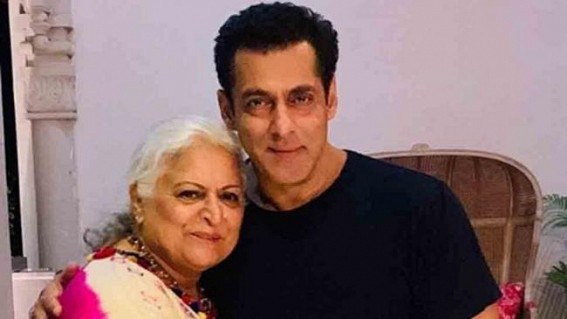 Salman celebrates Raksha Bandhan with Bina Kak