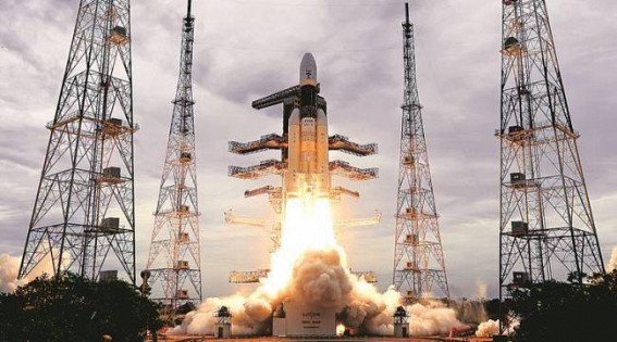 Chandrayaan-1 team was anxious till spacecraft entered lunar orbit Chandrayaan-1 team was anxious till spacecraft entered lunar orbit