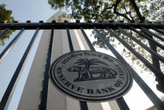 'Centre to complement RBI's efforts to beat slowdown'