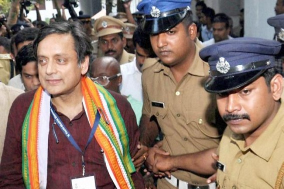 Tharoor accepts Modi's language challenge