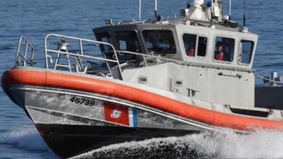 30 trapped as boat catches fire off California coast