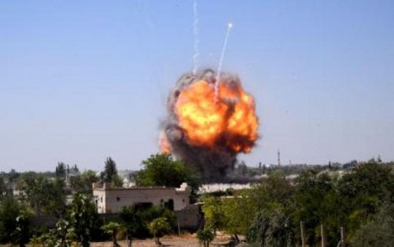 'Air strikes' hit Syria-Iraq border