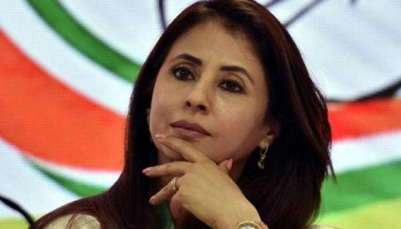 Feeling 'betrayed', Urmila Matondkar quits Congress Feeling 'betrayed', Urmila Matondkar quits Congress