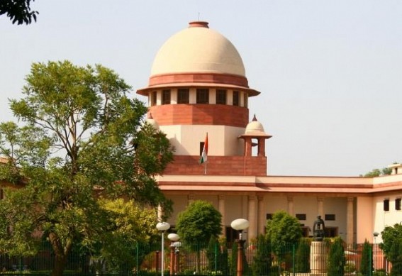 SC raps governments for lack of safety gear for manual scavengers SC raps governments for lack of safety gear for manual scavengers