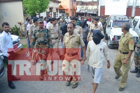 6 arrested, 2 sent under 'Juvenile Justice Board' : 5 days Jail Custody given, Police remand hearing of 4 ‘adult’ Rape accused men on 30th Sep 6 arrested, 2 sent under 'Juvenile Justice Board' : 5 days Jail Custody given, Police remand hearing of 4 ‘adult’ Rape accused men on 30th Sep