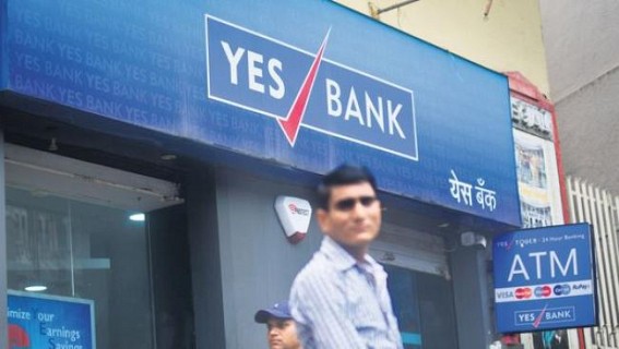 Yes Bank's senior group president resigns, stocks rebound