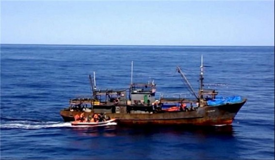 Japan protests N.Korean boat's incursion in its waters Japan protests N.Korean boat's incursion in its waters