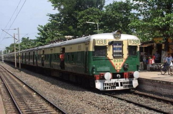 Indian Railways is linking its trains to an ISRO satellite. How will it use 1.4 crore daily updates? Indian Railways is linking its trains to an ISRO satellite. How will it use 1.4 crore daily updates?