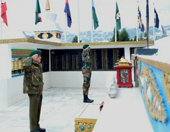 Eastern Army Commander visits Tawang (Arunachal) Eastern Army Commander visits Tawang (Arunachal)