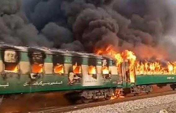 Pak train fire: Death toll reaches 65 Pak train fire: Death toll reaches 65