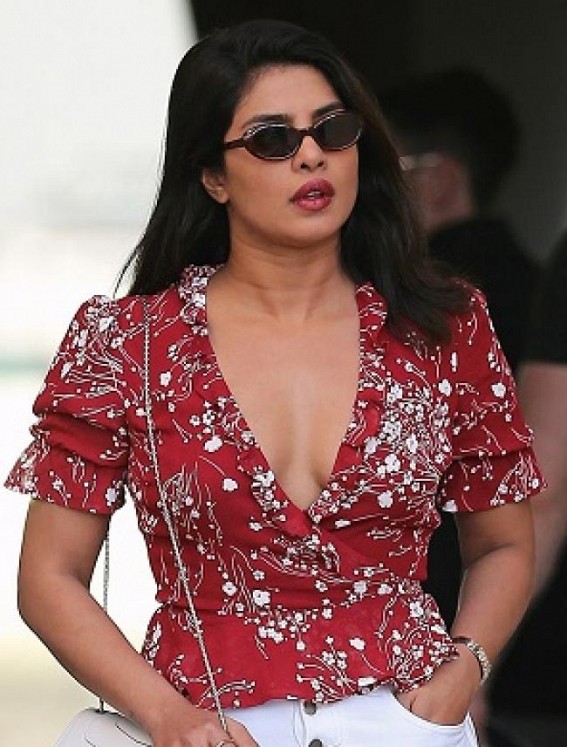 Priyanka Chopra trolled for her comment on Delhi pollution Priyanka Chopra trolled for her comment on Delhi pollution