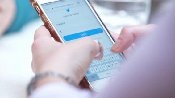 Twitter posts can reveal how lonely you are: Study