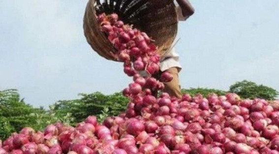 Bengal buyers flee without paying onion price Bengal buyers flee without paying onion price
