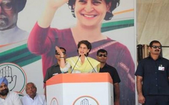 UP govt indifferent towards government schools: Priyanka UP govt indifferent towards government schools: Priyanka