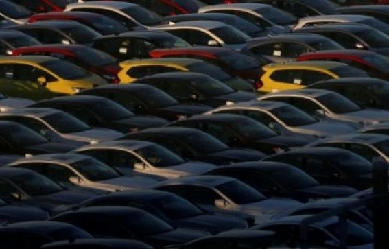Slowdown Saga: Nov auto sales decline by 12% Slowdown Saga: Nov auto sales decline by 12%