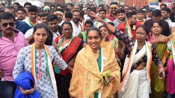 Jharkhand Assembly polls: Voting begins for fourth phase Jharkhand Assembly polls: Voting begins for fourth phase
