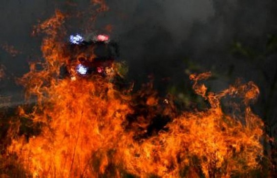 2 firefighters among 3 dead in Australia bushfires