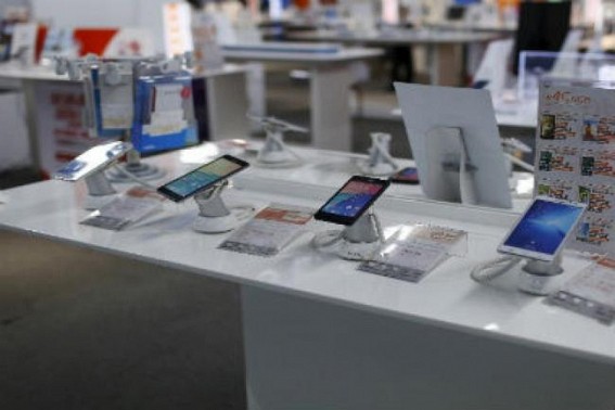 Top mobile makers need to boost India exports: Industry body
