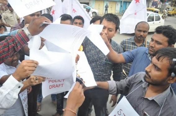 SFI protests against Privatization of Tripura Schools SFI protests against Privatization of Tripura Schools