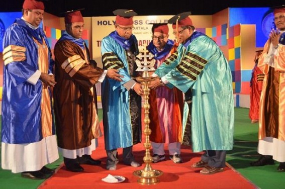 8th Graduation Day of Holy Cross College celebrated 8th Graduation Day of Holy Cross College celebrated