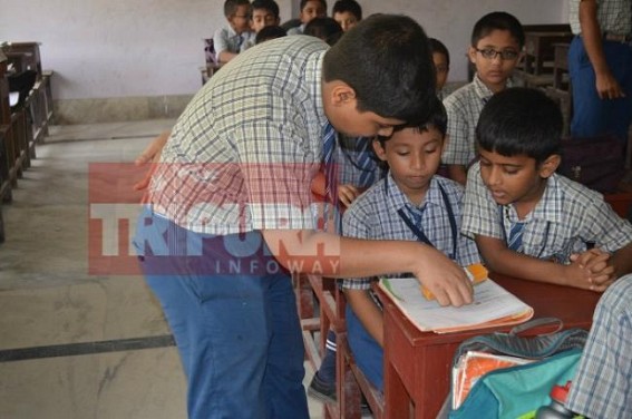 Students played teachers role ahead of Teachers Day Students played teachers role ahead of Teachers Day