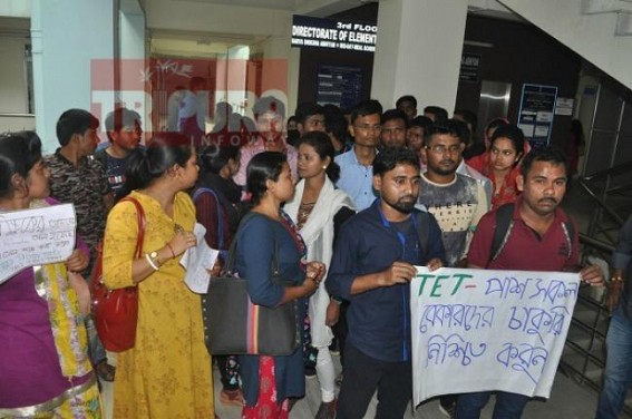 Centre gave relaxation to fill up 12,222 vacant posts : BJP Govt called interviews for ‘only’ 495 vacant posts : 790 TET qualifiers left yet JOBLESS Centre gave relaxation to fill up 12,222 vacant posts : BJP Govt called interviews for ‘only’ 495 vacant posts : 790 TET qualifiers left yet JOBLESS
