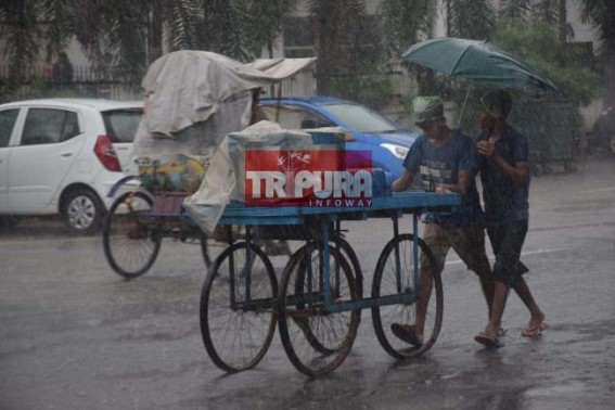 Rain showers on Northeast : Normal lives partially disrupted Rain showers on Northeast : Normal lives partially disrupted