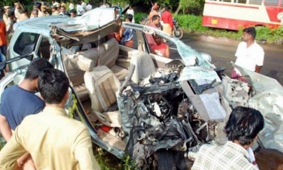Four killed in road mishap in Tripura-Assam border Four killed in road mishap in Tripura-Assam border