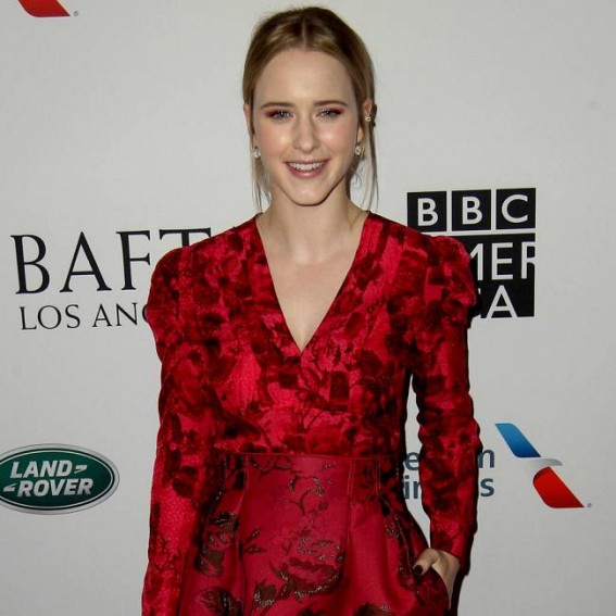 Rachel Brosnahan has 'fused ribs' Rachel Brosnahan has 'fused ribs'