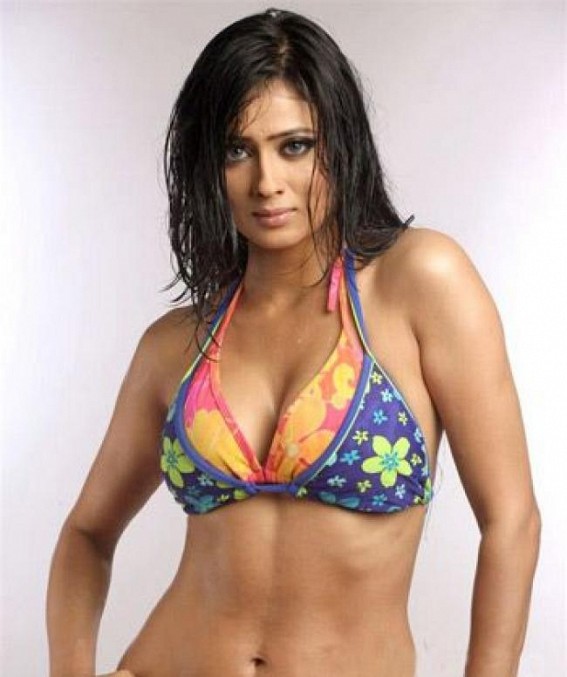 Shweta Tiwari: My responsibility towards fans is to not bore them Shweta Tiwari: My responsibility towards fans is to not bore them