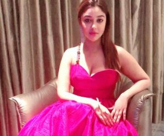 Payal Ghosh exudes elegance in classy gown