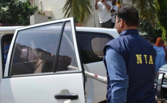 NIA raids Hizb terrorist's house to probe cop's involvement NIA raids Hizb terrorist's house to probe cop's involvement