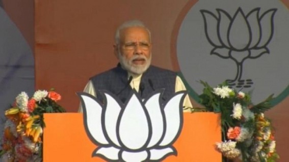 PM Modi woos Delhi traders at Karkardooma rally