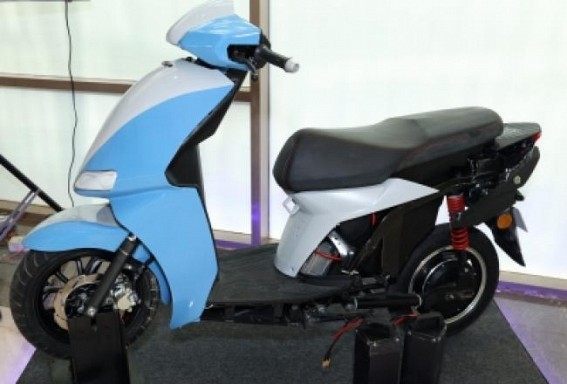e-scooter with removable batteries to run 150 kms on one charge e-scooter with removable batteries to run 150 kms on one charge