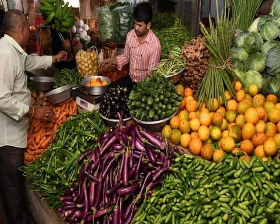 Base effect, higher fuel prices push Jan wholesale inflation to 3.10% ( Base effect, higher fuel prices push Jan wholesale inflation to 3.10% (