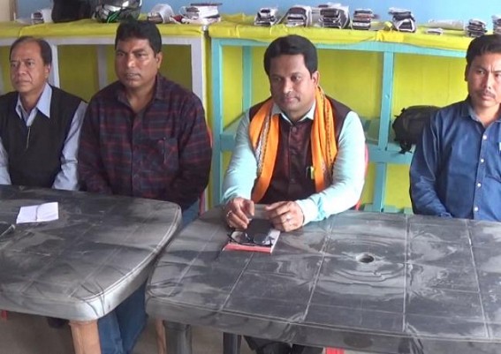 10323 teachers divided in 2 groups : Too much buttering to BJP Govt turns few 10323 leaders’ roles ‘fishy’ 10323 teachers divided in 2 groups : Too much buttering to BJP Govt turns few 10323 leaders’ roles ‘fishy’