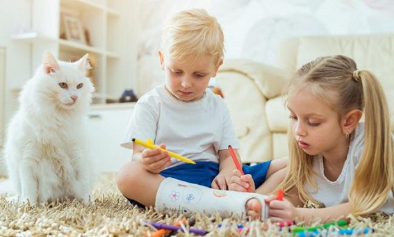 Kids miss more school when mothers face physical violence Kids miss more school when mothers face physical violence