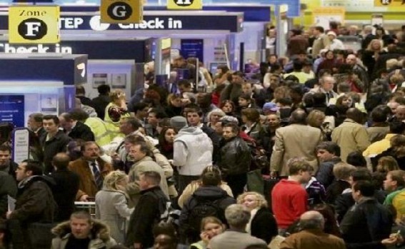 Travel chaos after technical failure at London airport