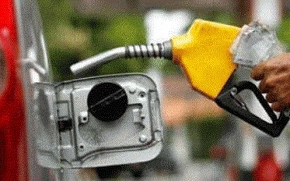 Petrol, diesel prices reduced after 1 day break Petrol, diesel prices reduced after 1 day break