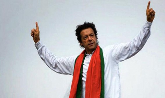 Pakistanis unhappy with Imran govt's functioning: Survey Pakistanis unhappy with Imran govt's functioning: Survey