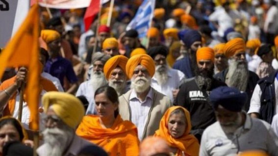 Help for Delhi victims: Muslim ties Sikh turban